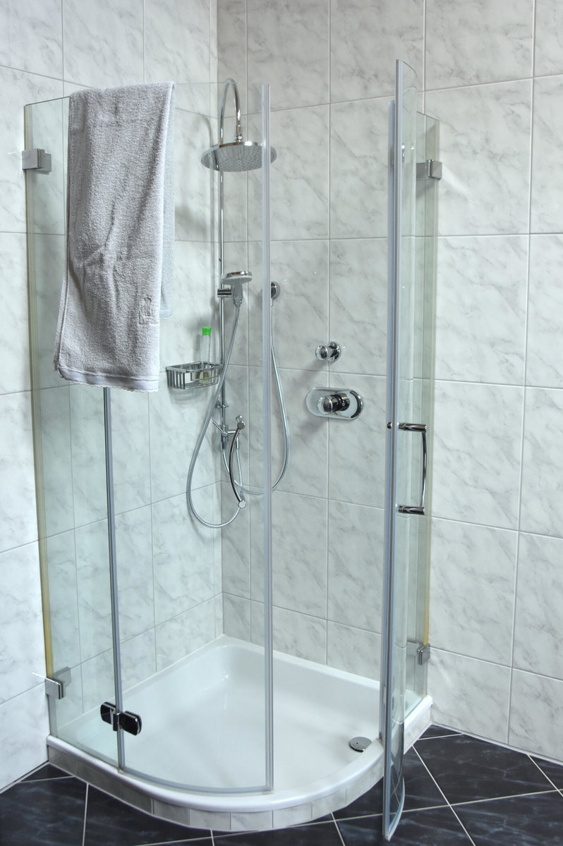 Dusche von CR Haustechnik Christian Rives